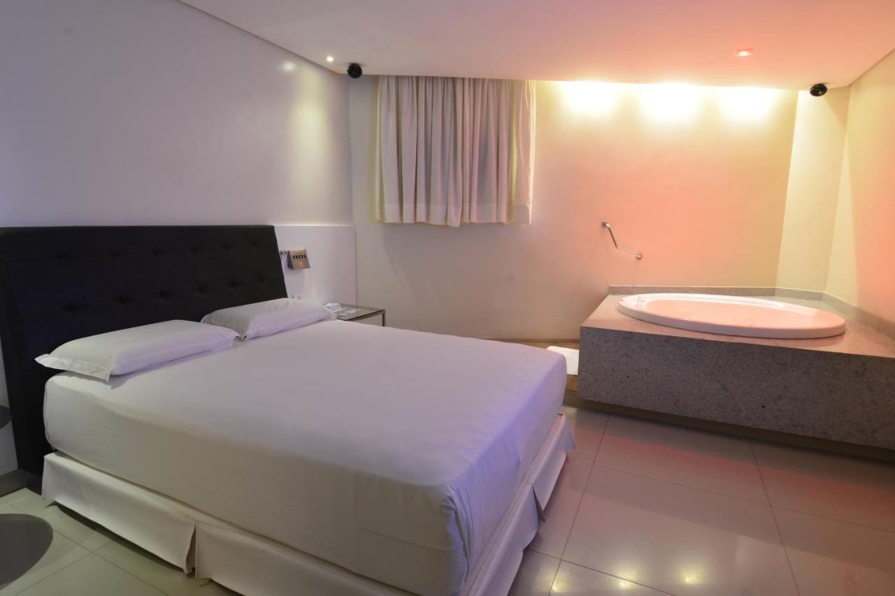 רסיפה Eros Hotel - Adult Only מראה חיצוני תמונה